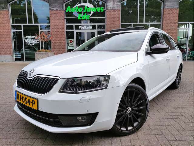 Skoda Octavia 2017 Benzine Skoda Octavia 2017 Benzine