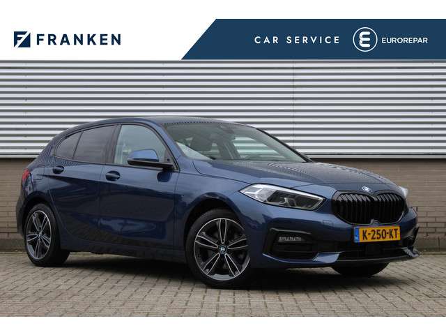 BMW 1-serie 118i Executive Edition | Cruise Control | Origin NL | Parkeersensoren | Navigatie