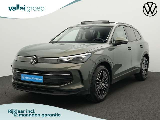 Volkswagen Tiguan 1.5 etsi 131 pk dsg life edition | panoramdak | trekhaak | head-up display | stuur-/stoelverwarming | achteruitrijcamera foto 15