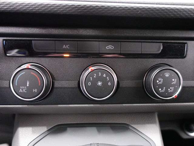 Volkswagen Transporter 2024 Diesel