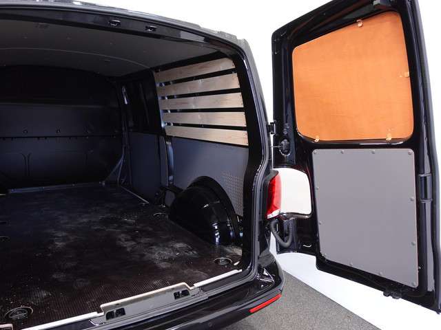 Volkswagen Transporter 2024 Diesel