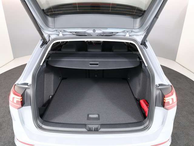 Volkswagen Golf 2025 Benzine