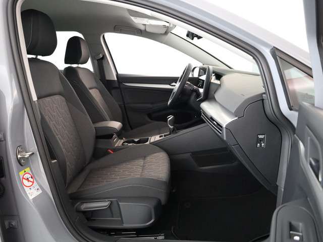 Volkswagen Golf 2025 Benzine