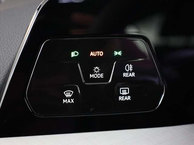 Volkswagen Golf 2025 Benzine