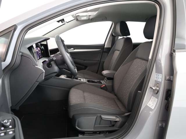 Volkswagen Golf 2025 Benzine