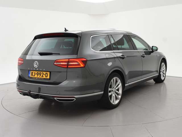 Volkswagen Passat 2