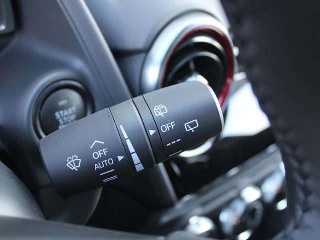 Mazda 2 2025 Benzine