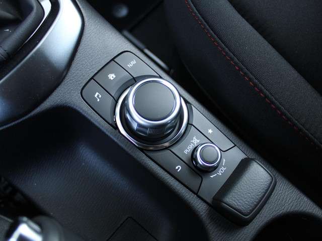 Mazda 2 2025 Benzine