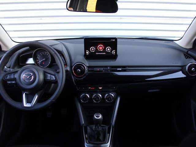 Mazda 2 2025 Benzine