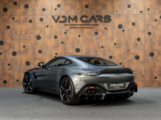 Aston Martin V8 Vantage 3