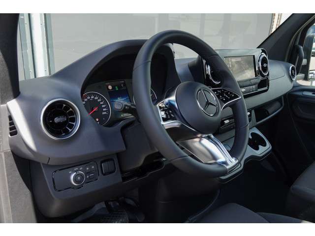 Mercedes-Benz Sprinter 2024 Diesel