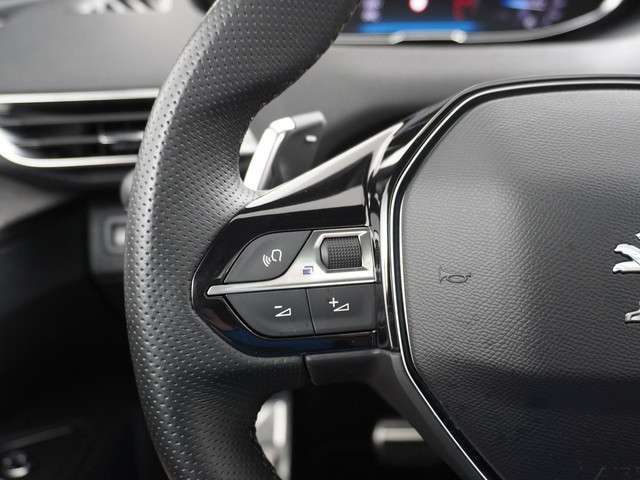Peugeot 3008 2021 Benzine