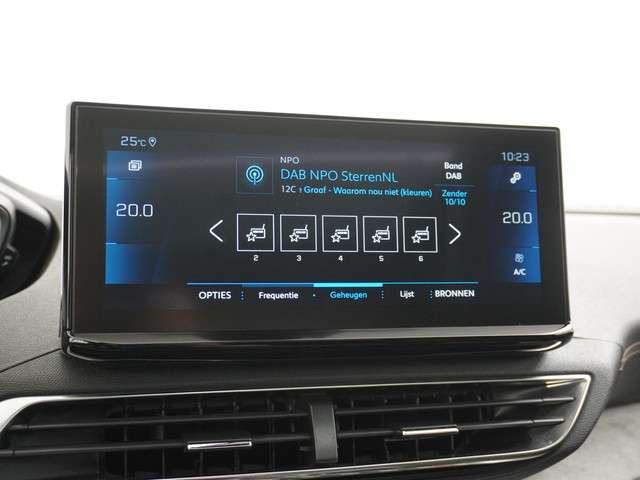 Peugeot 3008 2021 Benzine