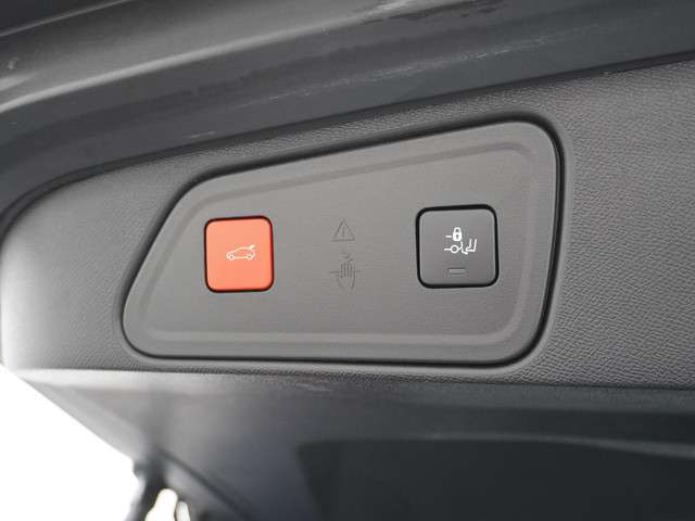 Peugeot 3008 2021 Benzine