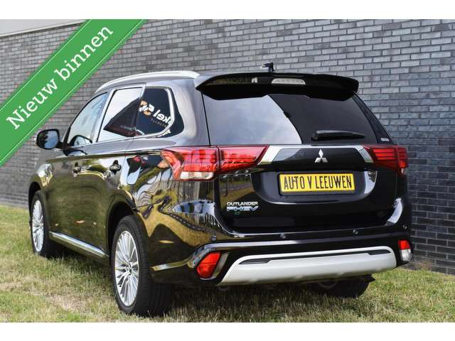 Mitsubishi Outlander 2