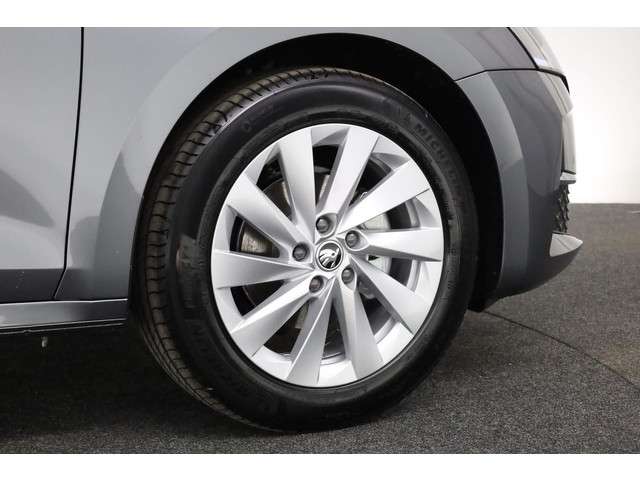 Skoda Octavia 2024 Benzine