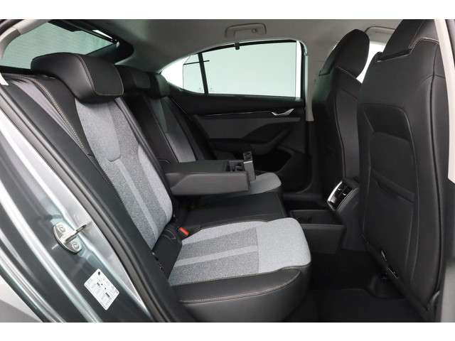 Skoda Octavia 2024 Benzine