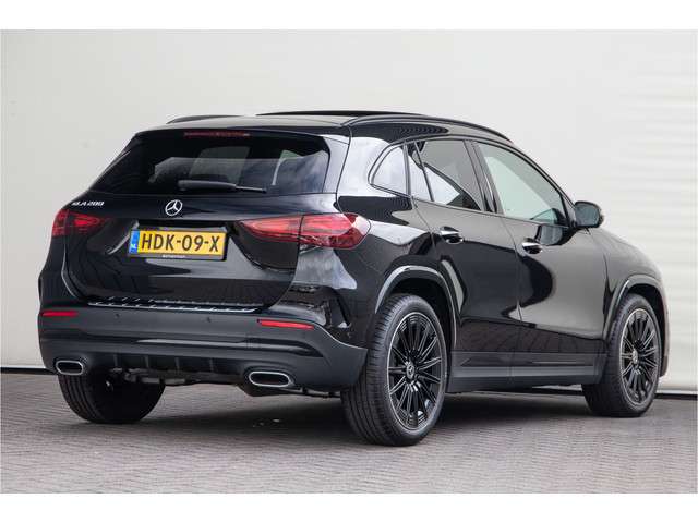 Mercedes-Benz GLA 2
