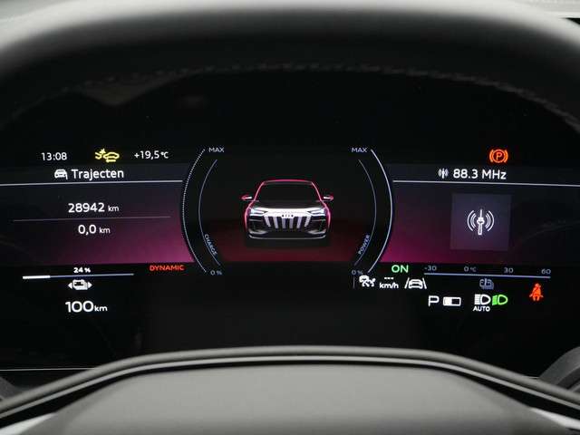 Audi Q6 e-tron 3