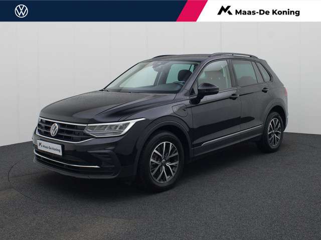 Volkswagen Tiguan 1.4 TSI eHybrid 245pk DSG Life · Camera · Stoel -& Stuurverwarming · Navigatie · Draadloze Telefoonoplader · 17"Velgen · Spraakbediening · DAB · ACC ·