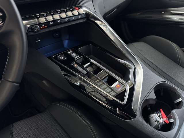Peugeot 3008 2024 Benzine