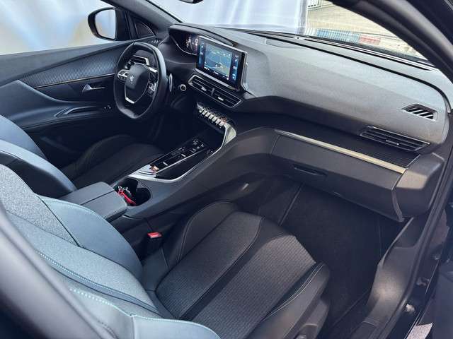 Peugeot 3008 2024 Benzine