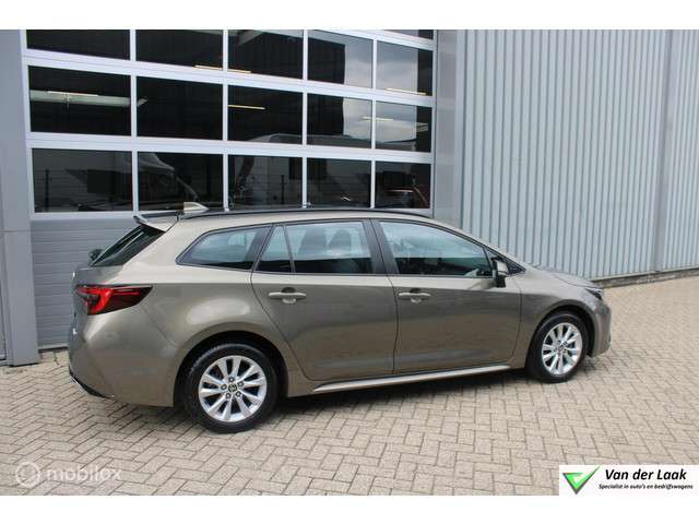 Toyota Corolla Touring Sports 2