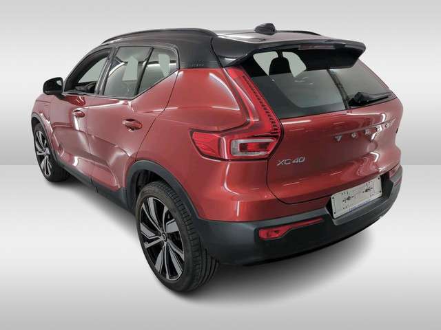 Volvo XC40 3