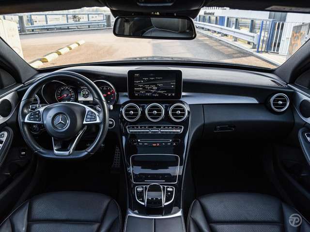 Mercedes-Benz C-Klasse 2