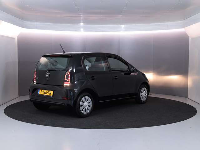 Volkswagen up! 3