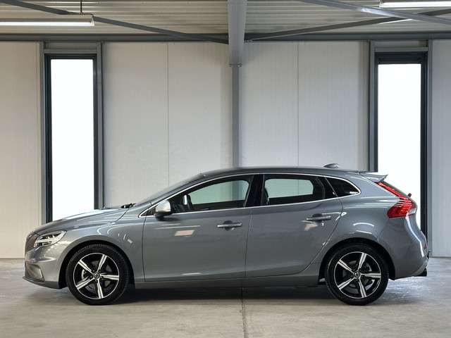 Volvo V40 2