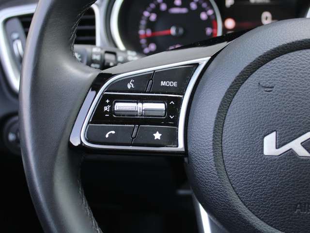 Kia Ceed 2024 Benzine