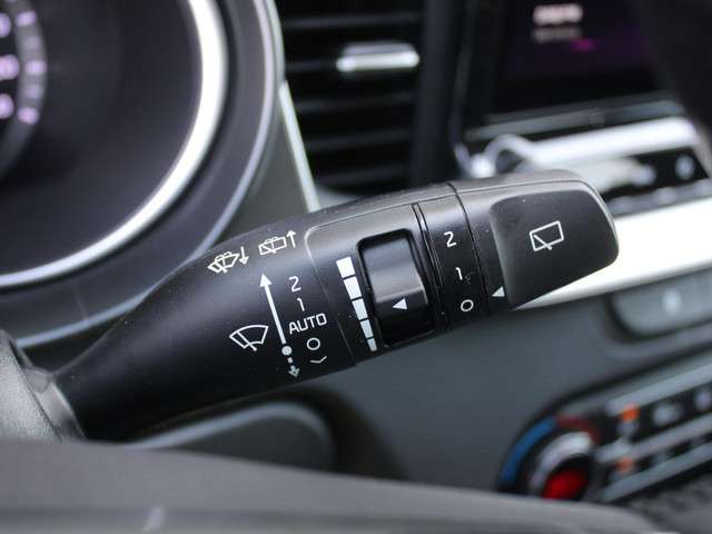 Kia Ceed 2024 Benzine