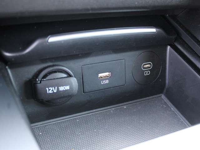 Kia Ceed 2024 Benzine