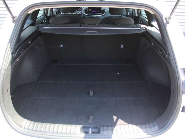 Kia Ceed 2024 Benzine