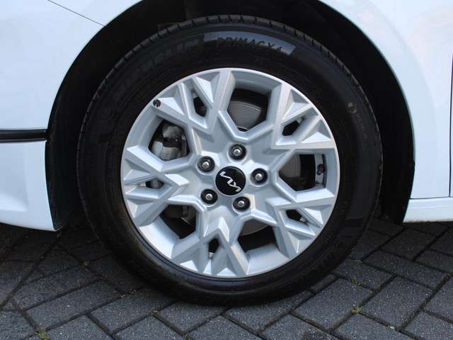 Kia Ceed 2024 Benzine