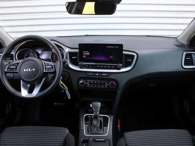 Kia Ceed 2024 Benzine