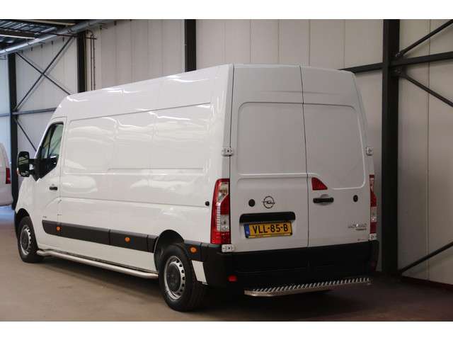 Opel Movano 2