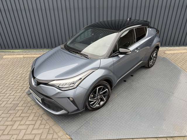 Toyota C-HR 2