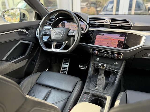 Audi Q3 3