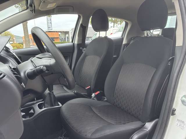 Mitsubishi Space Star 2