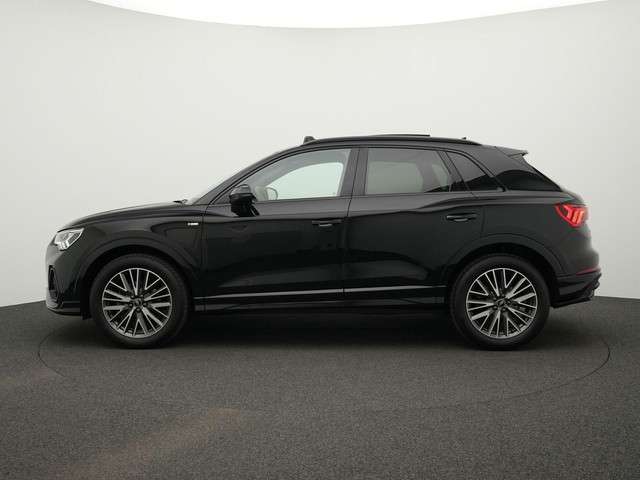 Audi Q3 2023 Benzine