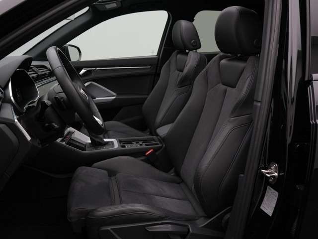 Audi Q3 2023 Benzine
