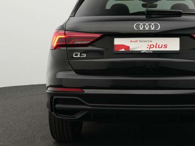 Audi Q3 2023 Benzine