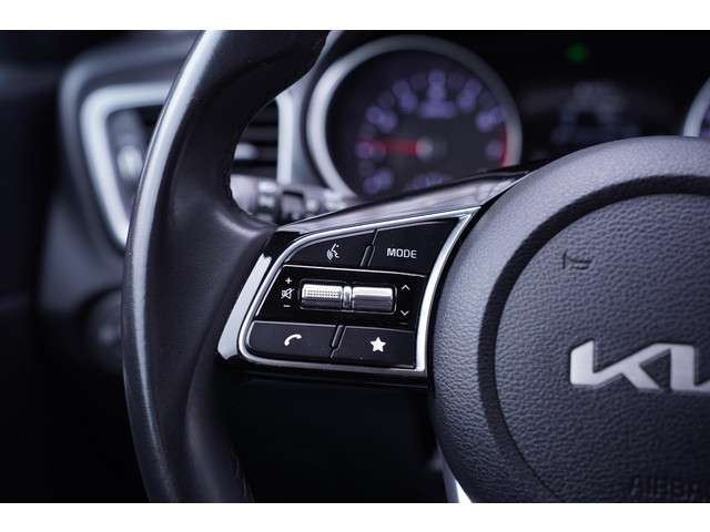 Kia Ceed 2022 Benzine