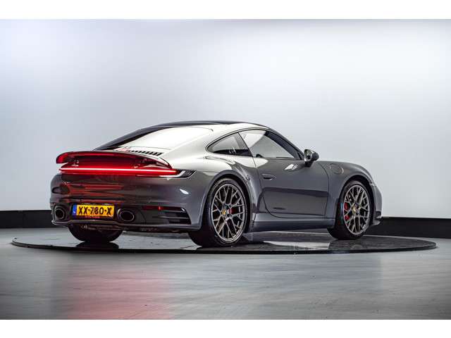 Porsche 911 2019 Benzine