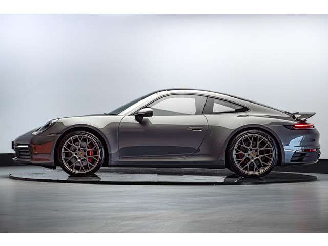 Porsche 911 2019 Benzine