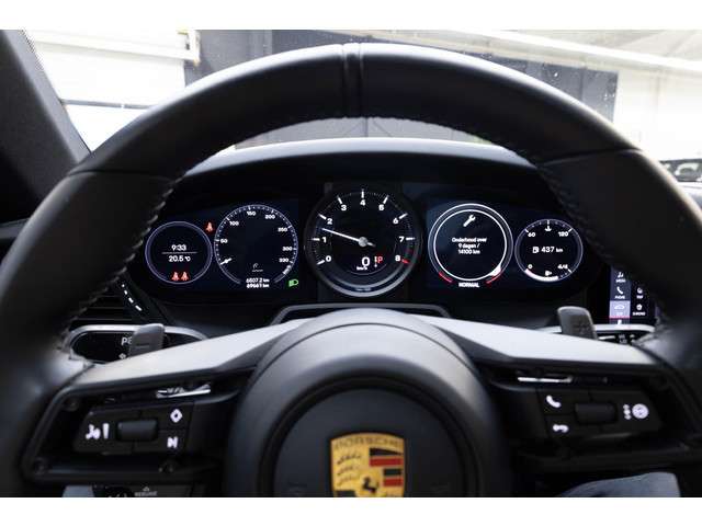 Porsche 911 2019 Benzine