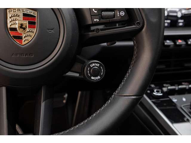 Porsche 911 2019 Benzine