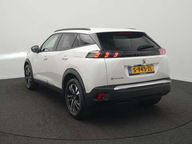 Peugeot e-2008 3